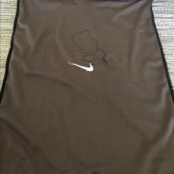 Nike Rose Velvet Soft Shoe Bag - Picture 6 of 8